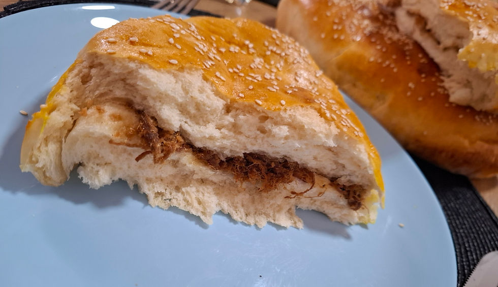 POGAČA SA ČVARCIMA