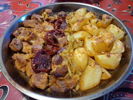ARAPSKA TEPSIJA SA MESOM I POVRĆEM