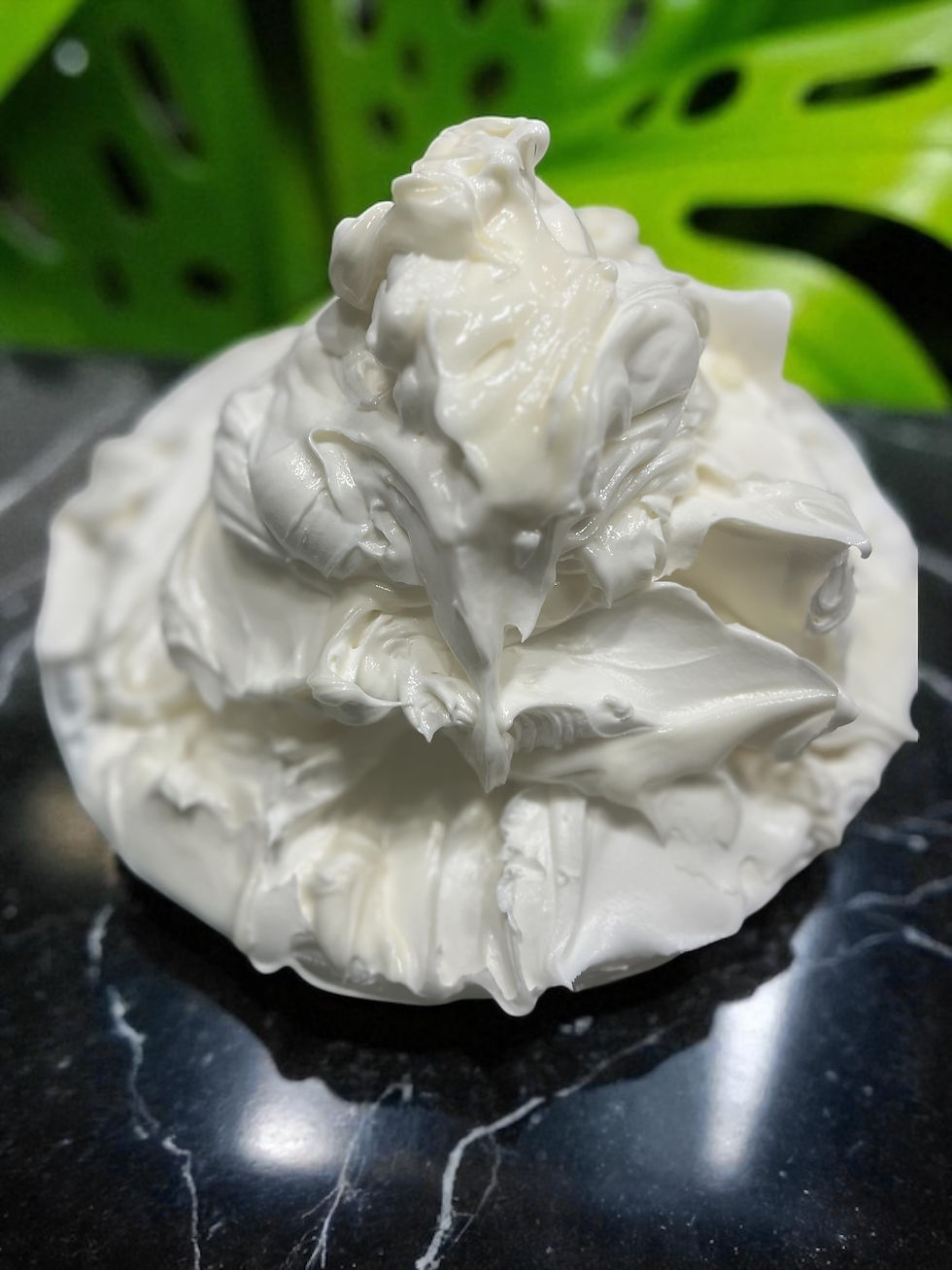 Thumbnail: White laundry scent booster