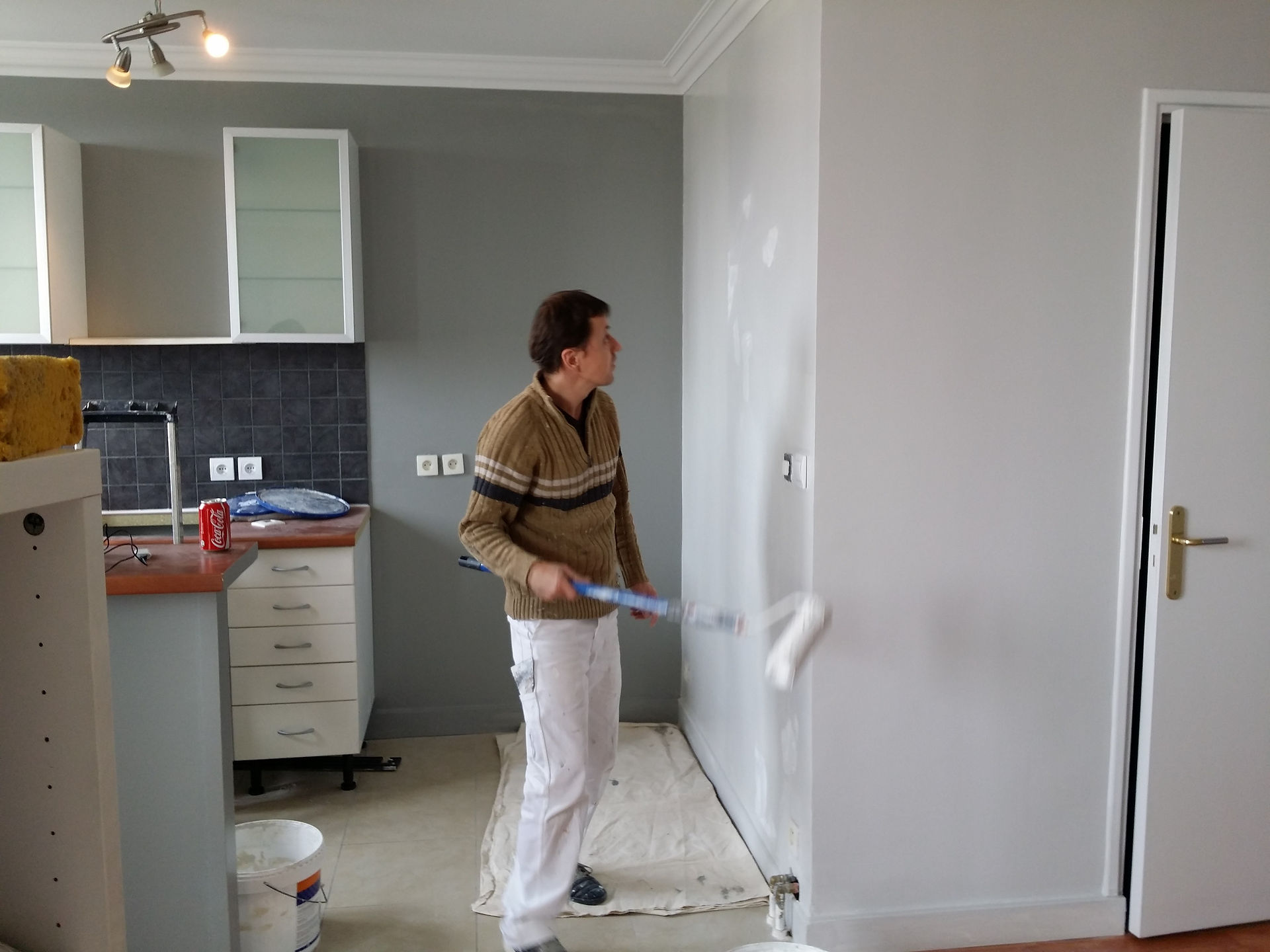 Dégât des eaux du a une fuite de radiateur (image en travaux)  par DE MIRAS PEINTURE ARTISAN