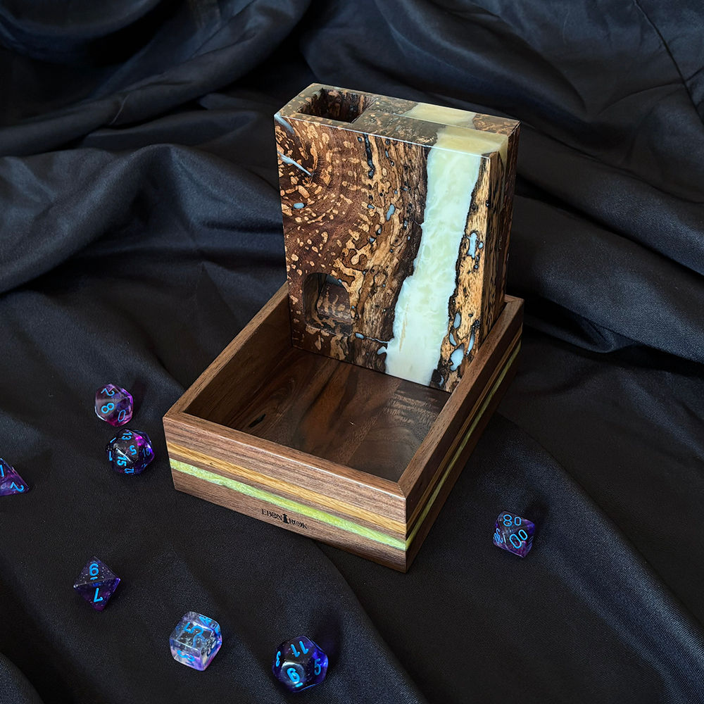 Voyager Oddysey - Dice Tower and Tray Combo