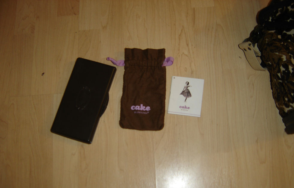 Thumbnail: PETUNIA DIAPER BAG  (BLACK) (CAKE) (PRE-OWNED)