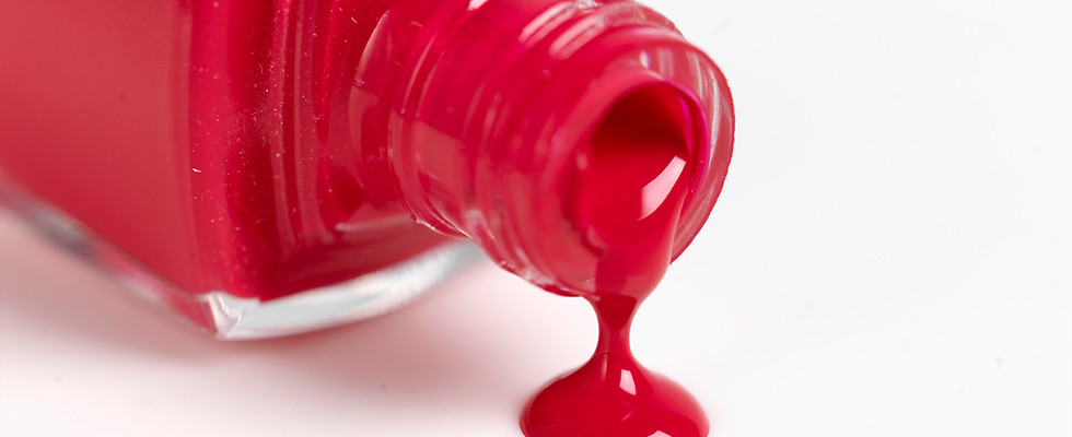 Roter Nagellack