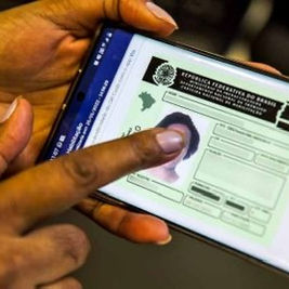 GOVERNO COMEÇA A RENOVAR CNH PARA
'BONS CONDUTORES' DE FORMA AUTOMÁTICA E GRATUITA NESTA SEXTA (09)