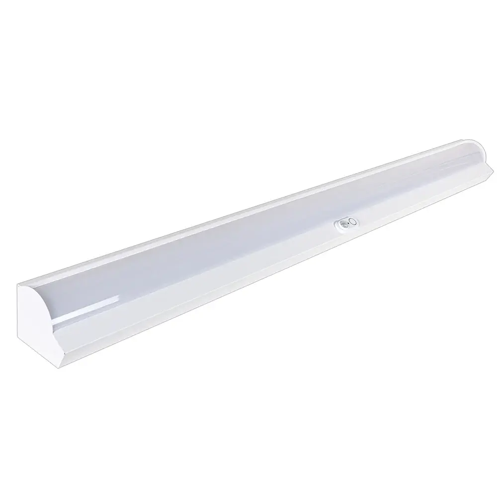 WSD-LSW4F35455W27-3545K-M 4FT LED Stairwell Light with Smart PIR Motion Sensor
