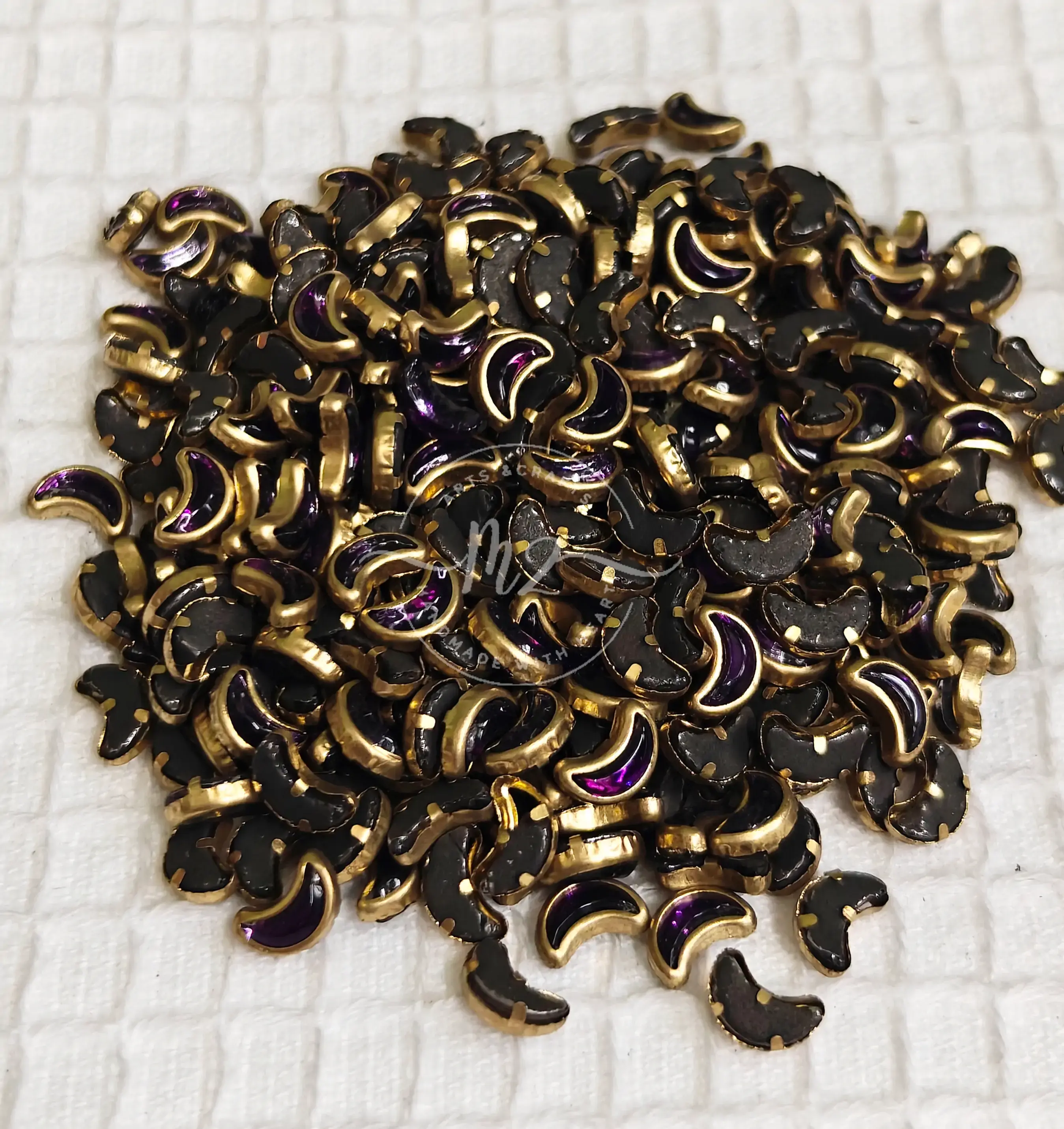 Glossy Moon Kundan - Wine