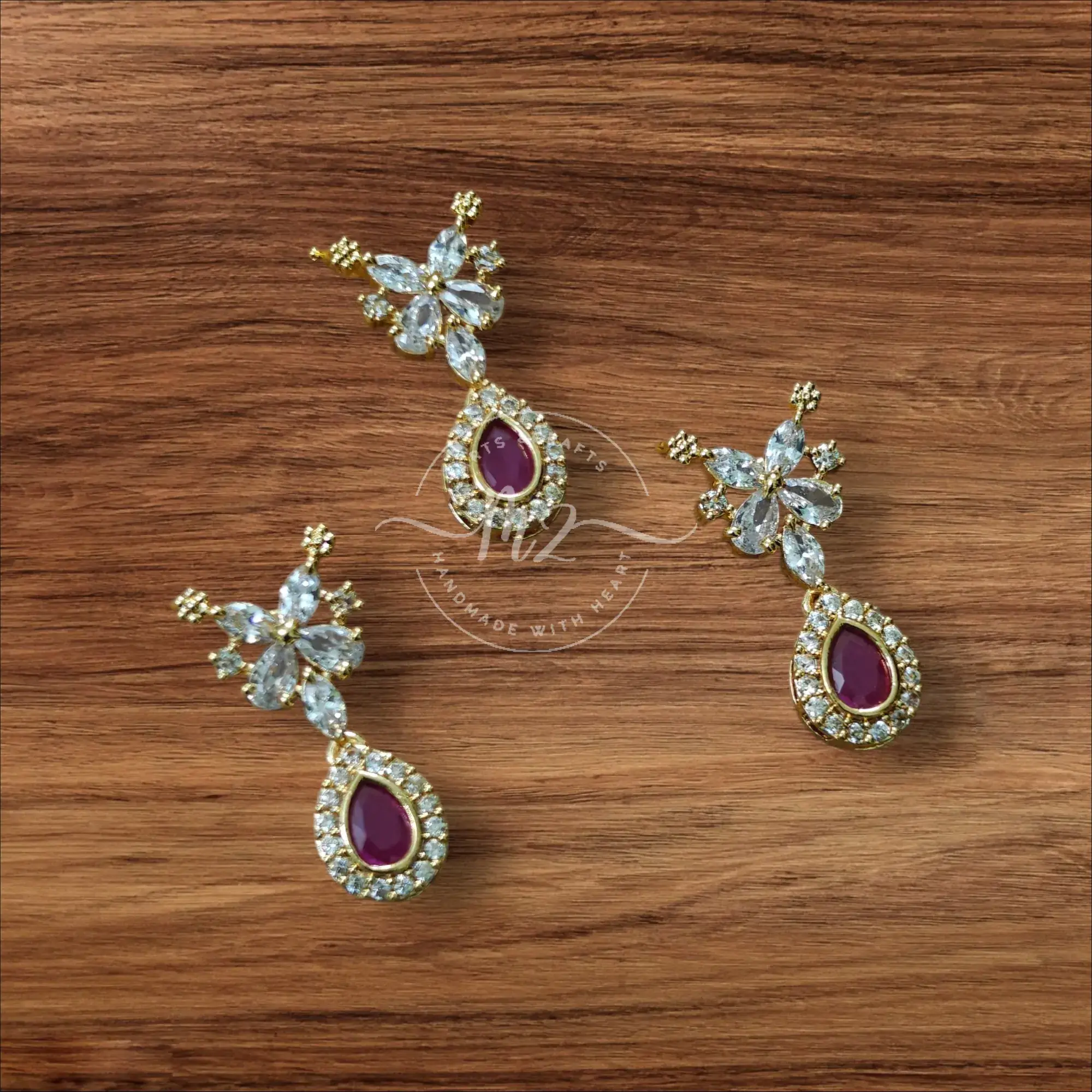 AD Stone Pendant 39