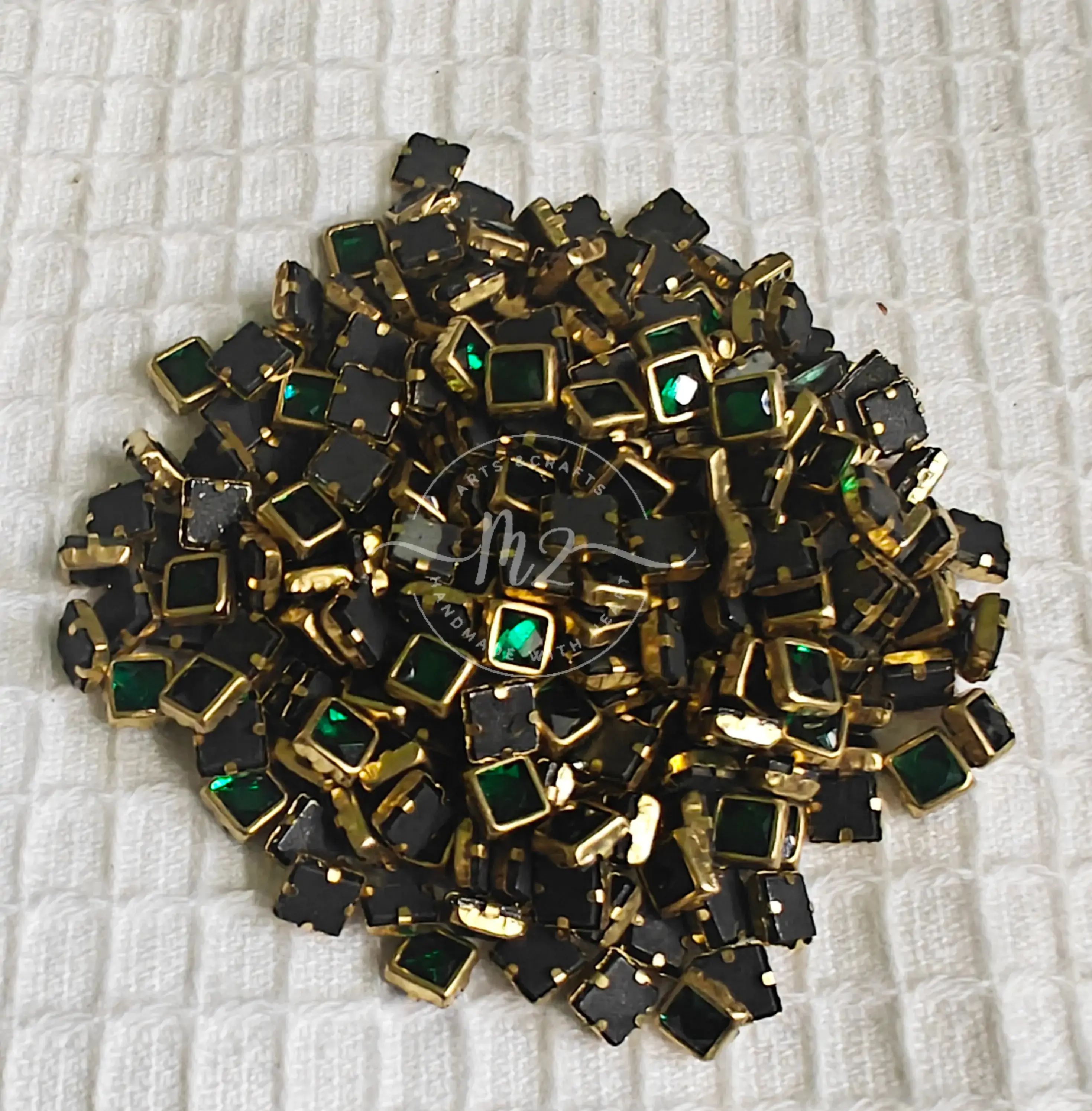 Glossy Square (4 x 4) Kundan - Dark Green