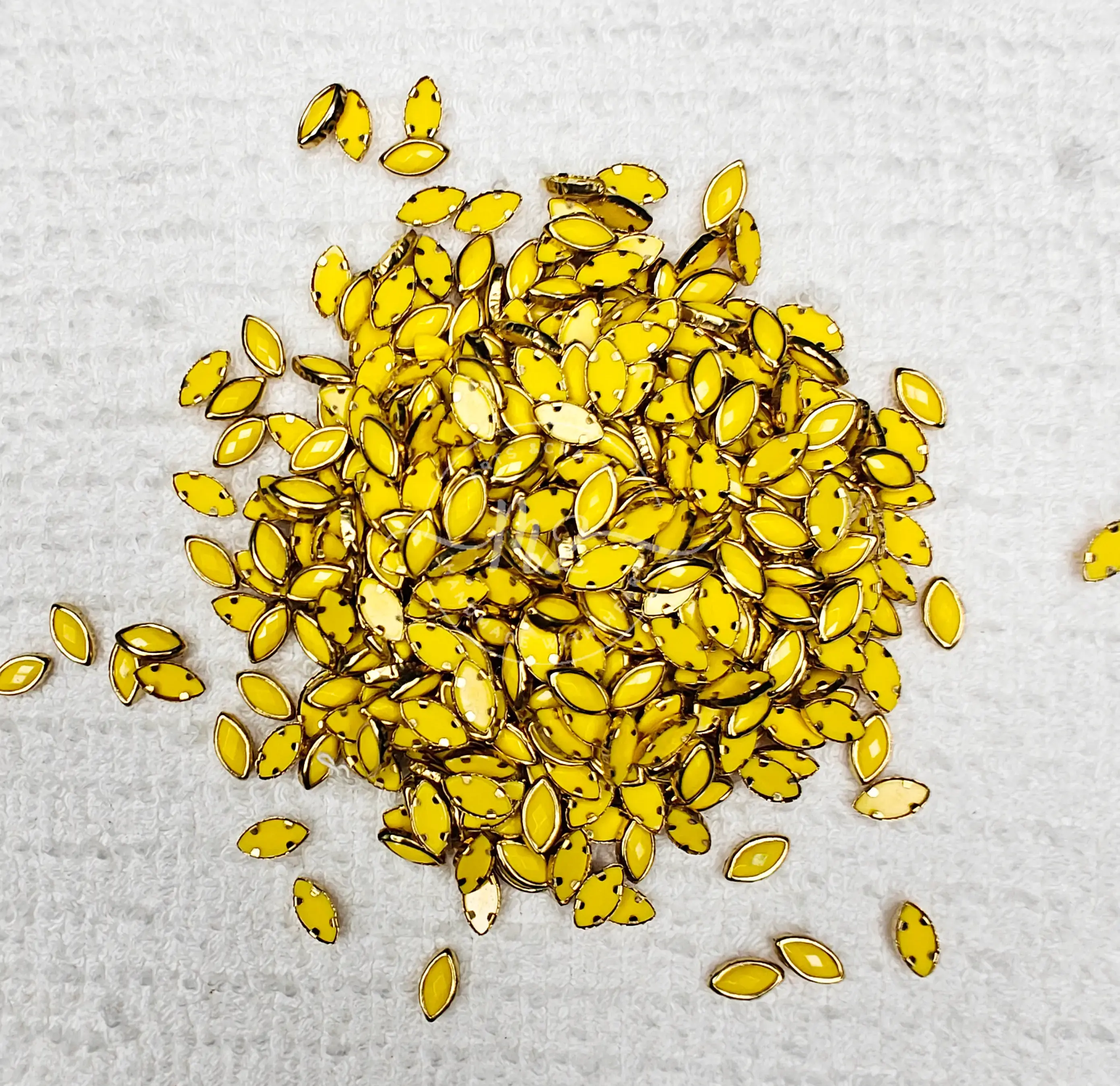 Matt Eye 8k Kundan - Yellow