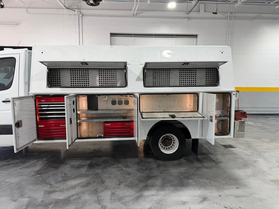 Thumbnail: 2017 Mercedes-Benz Sprinter 2500 Utility