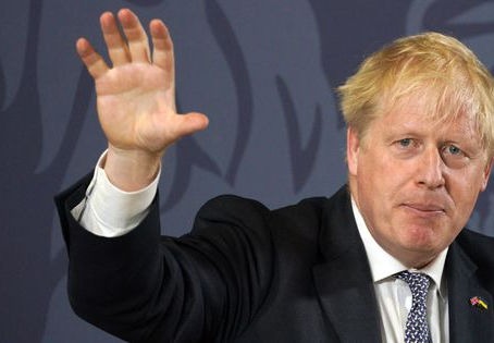 Qu'est ce que le vote de défiance, qui a fait trembler Boris Johnson au Royaume-Uni ?