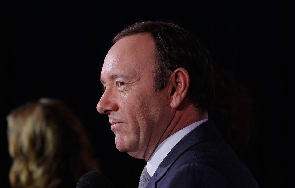 Royaume-Uni : L'acteur Kevin Spacey mis en examen pour agressions sexuelles contre trois hommes.