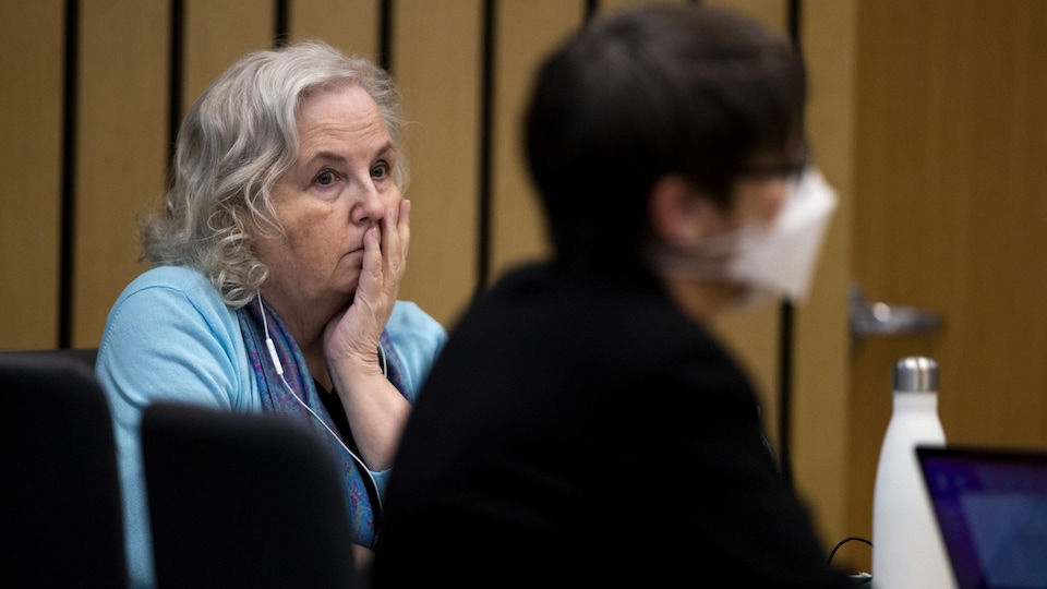 L'écrivaine de "Comment tuer son mari" condamnée pour le meurtre de son mari.