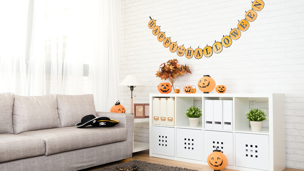 A living room with Halloween decorations.