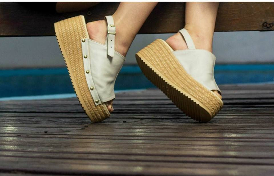 Miniatura: Sandalias y Suecos