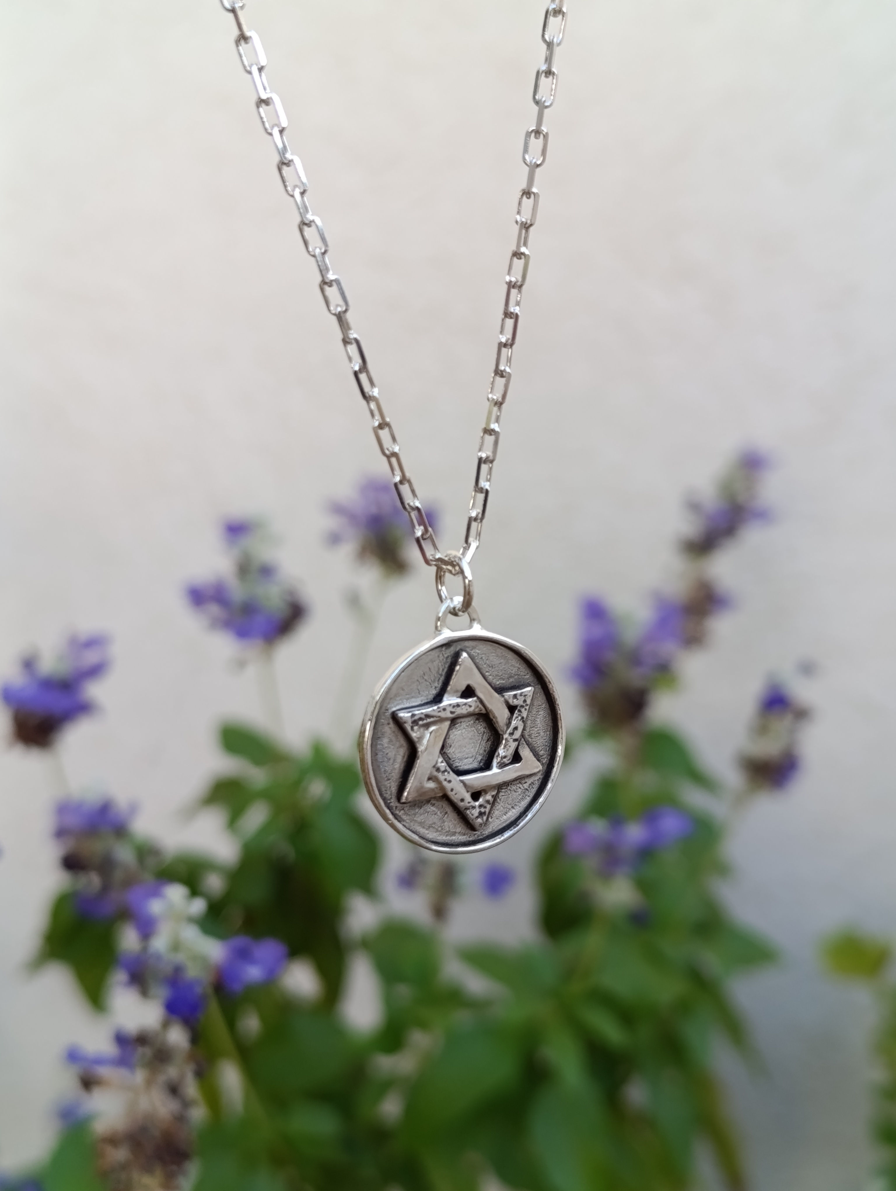 שרשרת מגן דוד