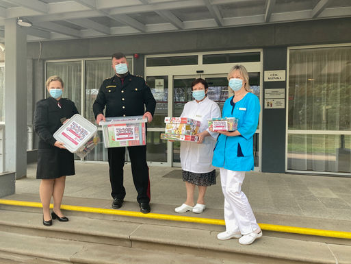 Lācplēša dienā bērnu nodaļa saņem "Spēka kastes" vismazākajiem