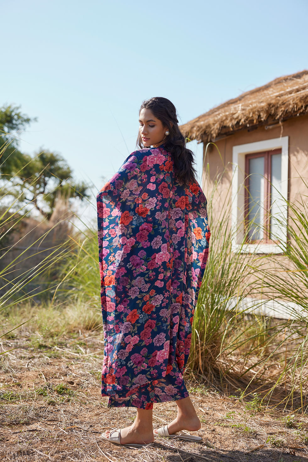 Thumbnail: Navy Blue Floral Kaftan Set - Set of 2