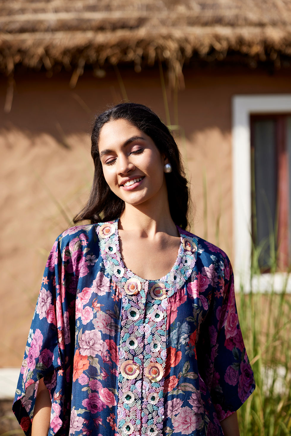Thumbnail: Navy Blue Floral Kaftan Set - Set of 2