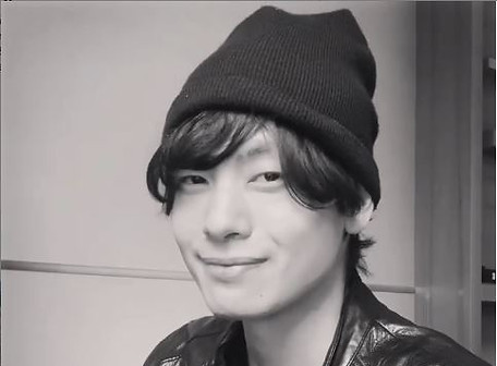 Roccol Jayeblue capture headshot 3.jpg