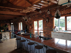 the lodge kitchen island bench