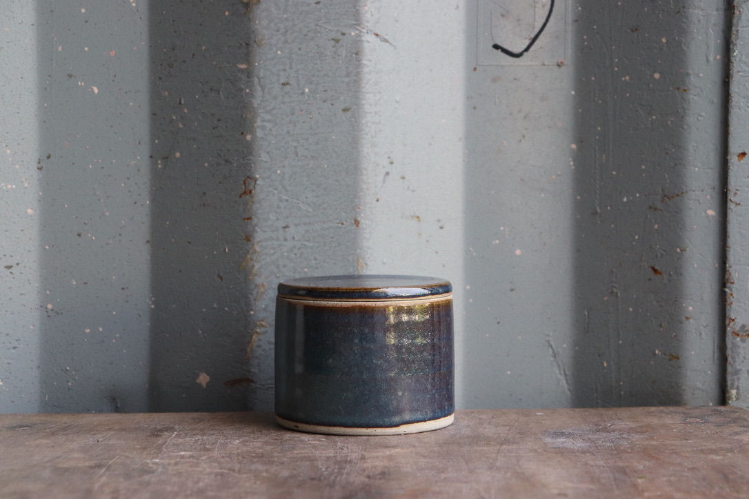 butter keeper - blue