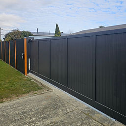 trubet-fencing-gates-nelson.jpg