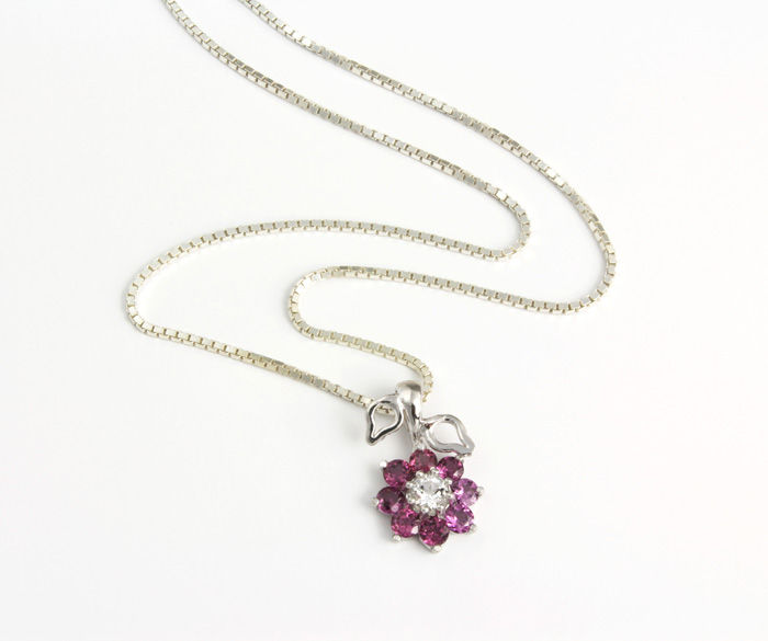 Thumbnail: Rhodolite Garnet Flower Pendant