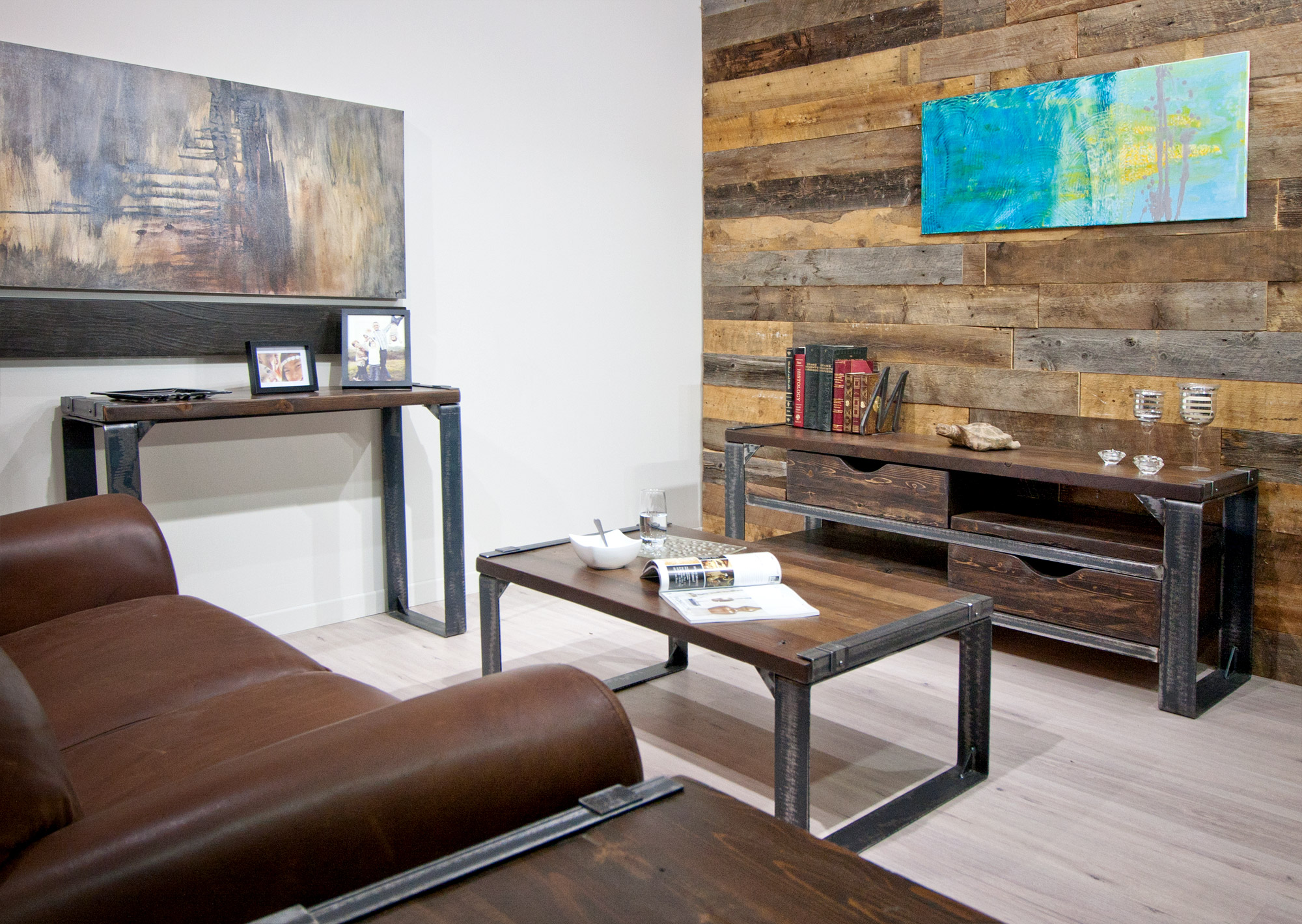 CHELSEA LIVING ROOM