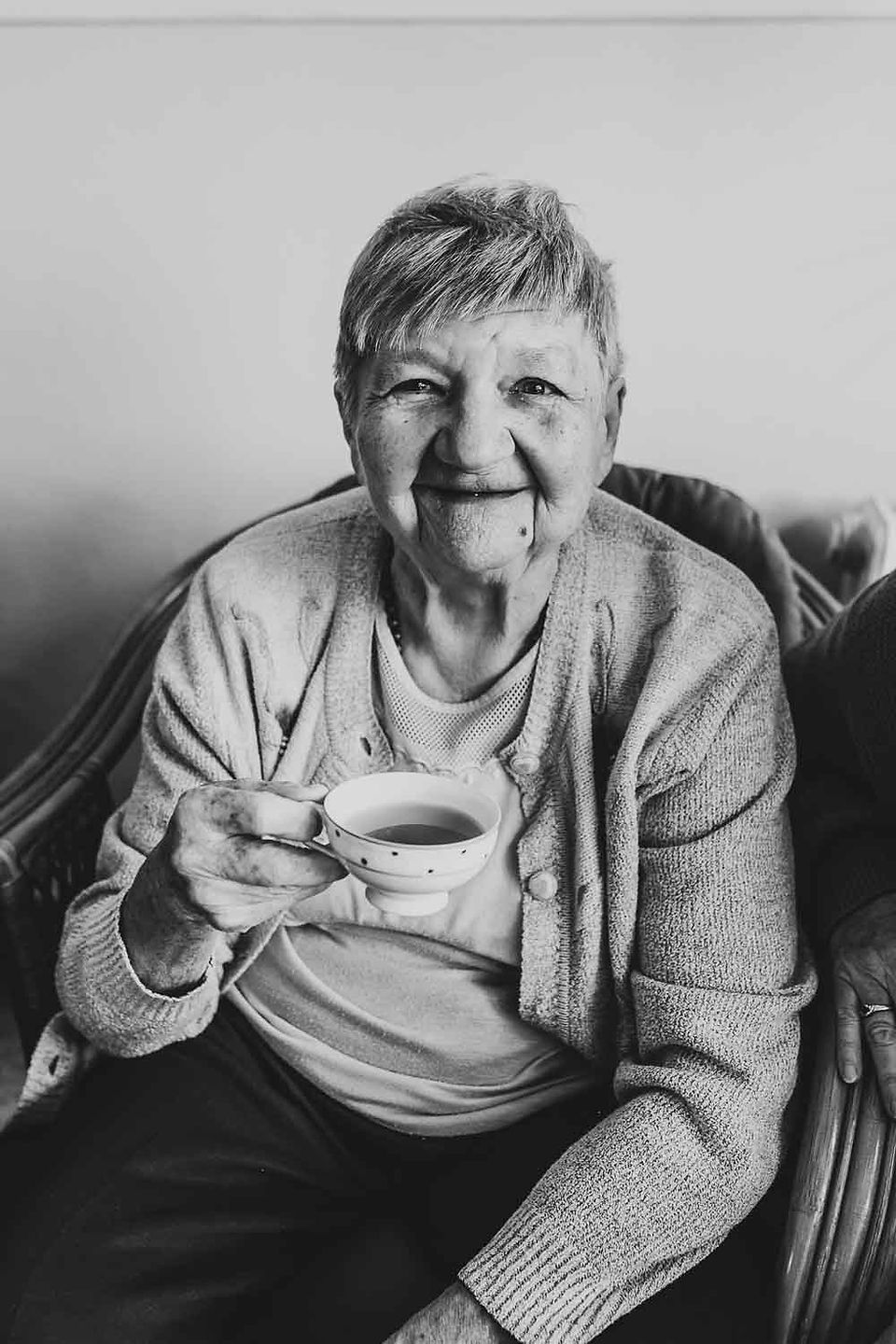 focení seniorů_seniorské focení_focení v domov pro seniory Malešice_profesionální fotograf Praha_fotíme babičku_focení prarodičů