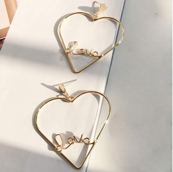 Thumbnail: Anting Minimalist Heart
