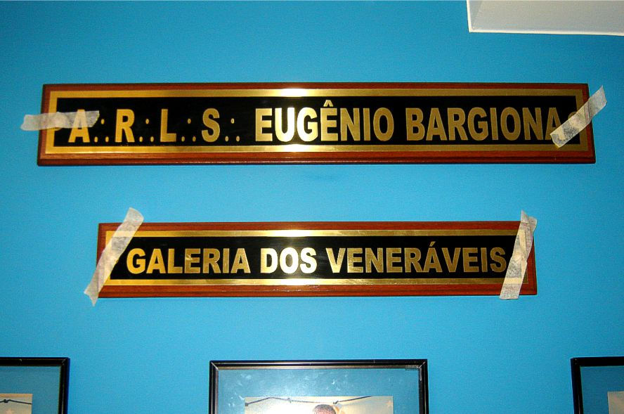 Thumbnail: PLACAS DE HOMENAGEM