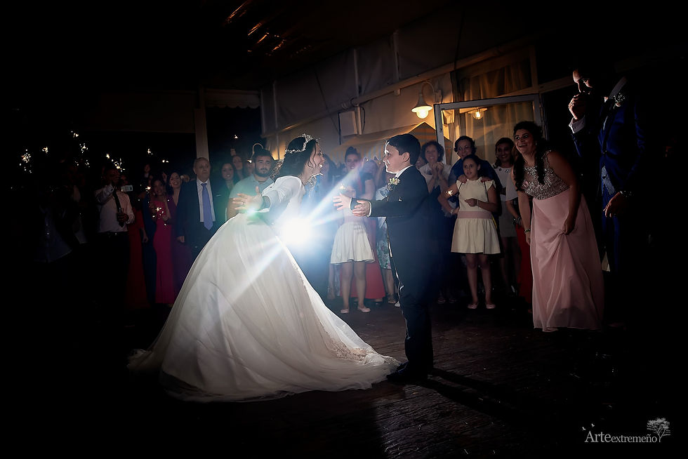 Boda en el Hotel las Bóvedas y Colegio Sagrada Familia