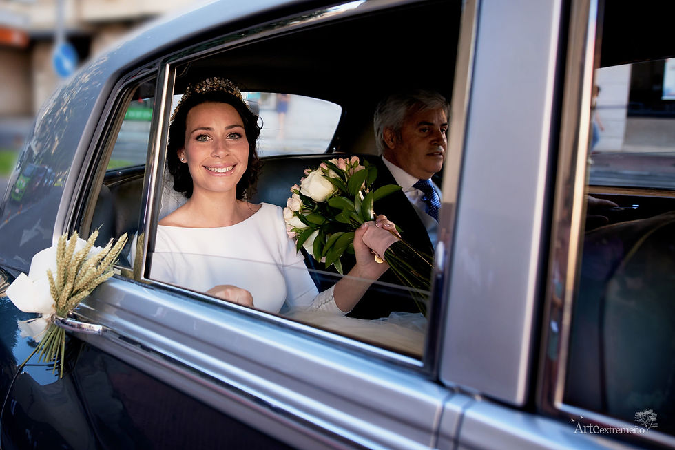 Boda en el Hotel las Bóvedas y Colegio Sagrada Familia