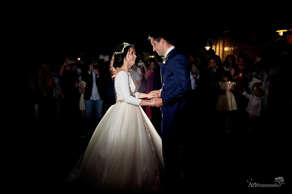 Boda en el Hotel las Bóvedas y Colegio Sagrada Familia