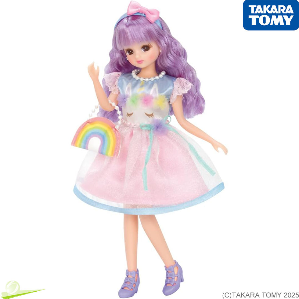 Hình thu nhỏ: Full-body front view of Takara Tomy Licca-chan LD-15 Yumekawa Unicorn doll holding a bag and slightly bending one leg.