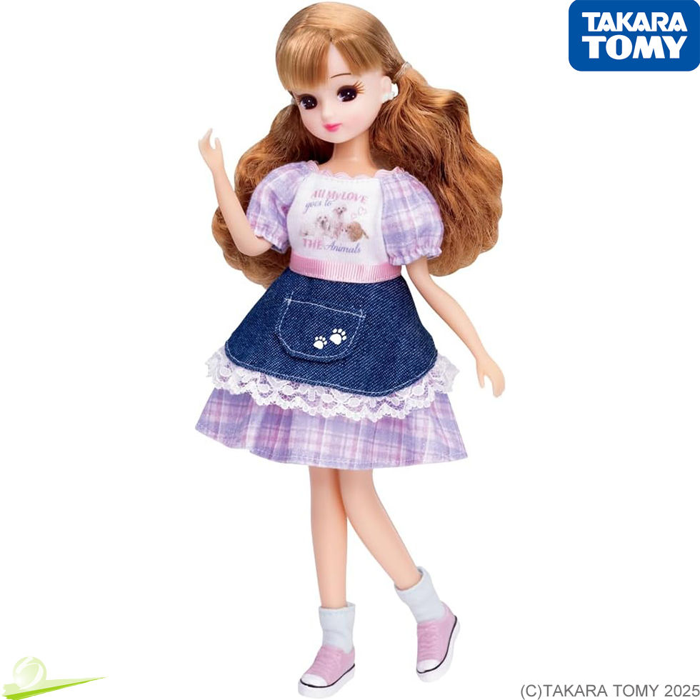 Full-body front view of Licca LD-07 Woof Meow Pet Sitter doll, one hand raised to shoulder height and one knee slightly bent.