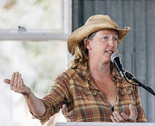 JoelAtJonai_LinseyRendell-58-800x533.jpg