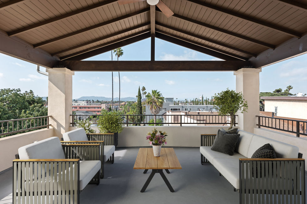 Virtual Staging Patio