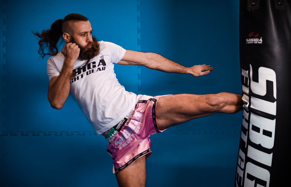Thumbnail: Muay Thai Kickboxing Shorts Pink