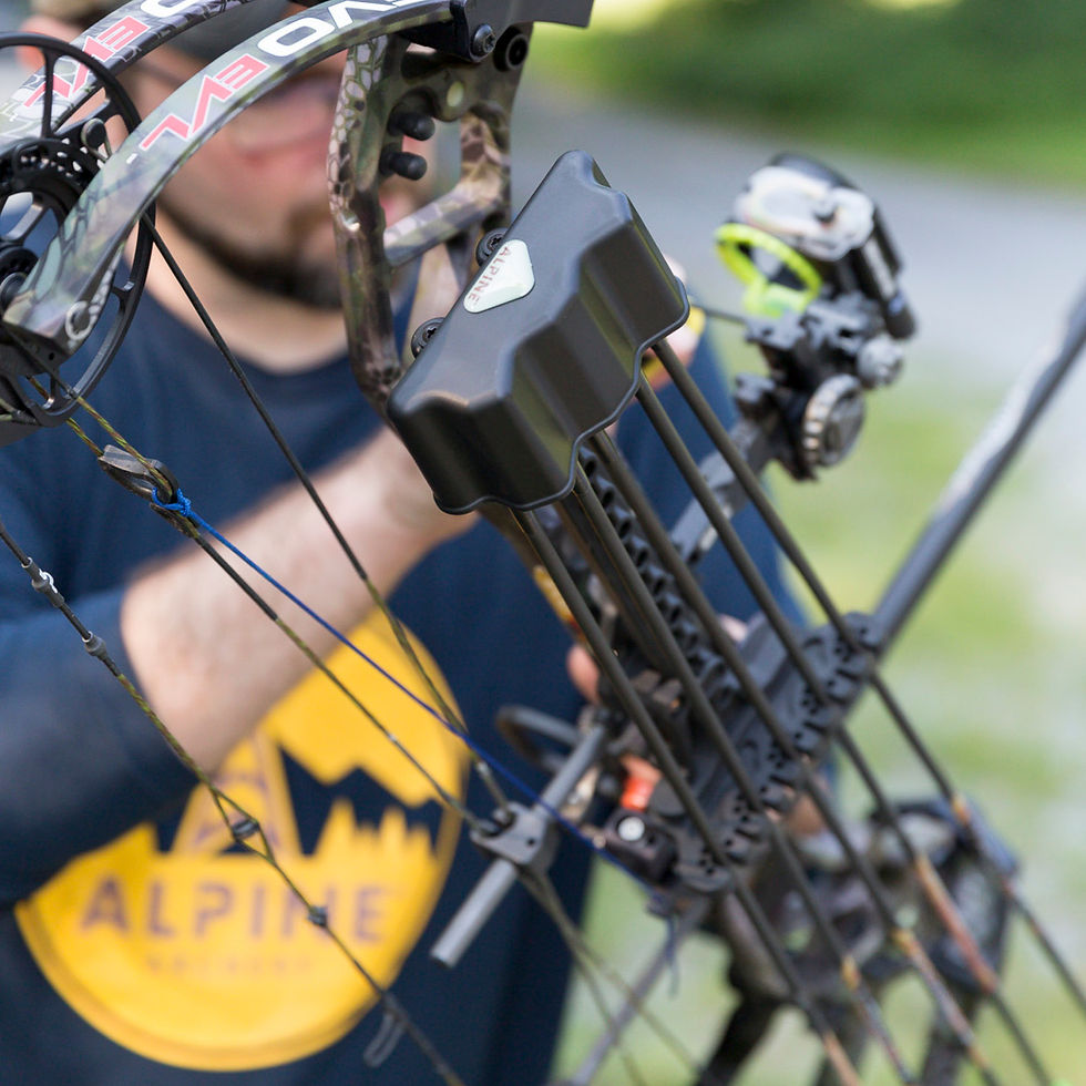 Thumbnail: Bear Claw 5-Arrow Quiver