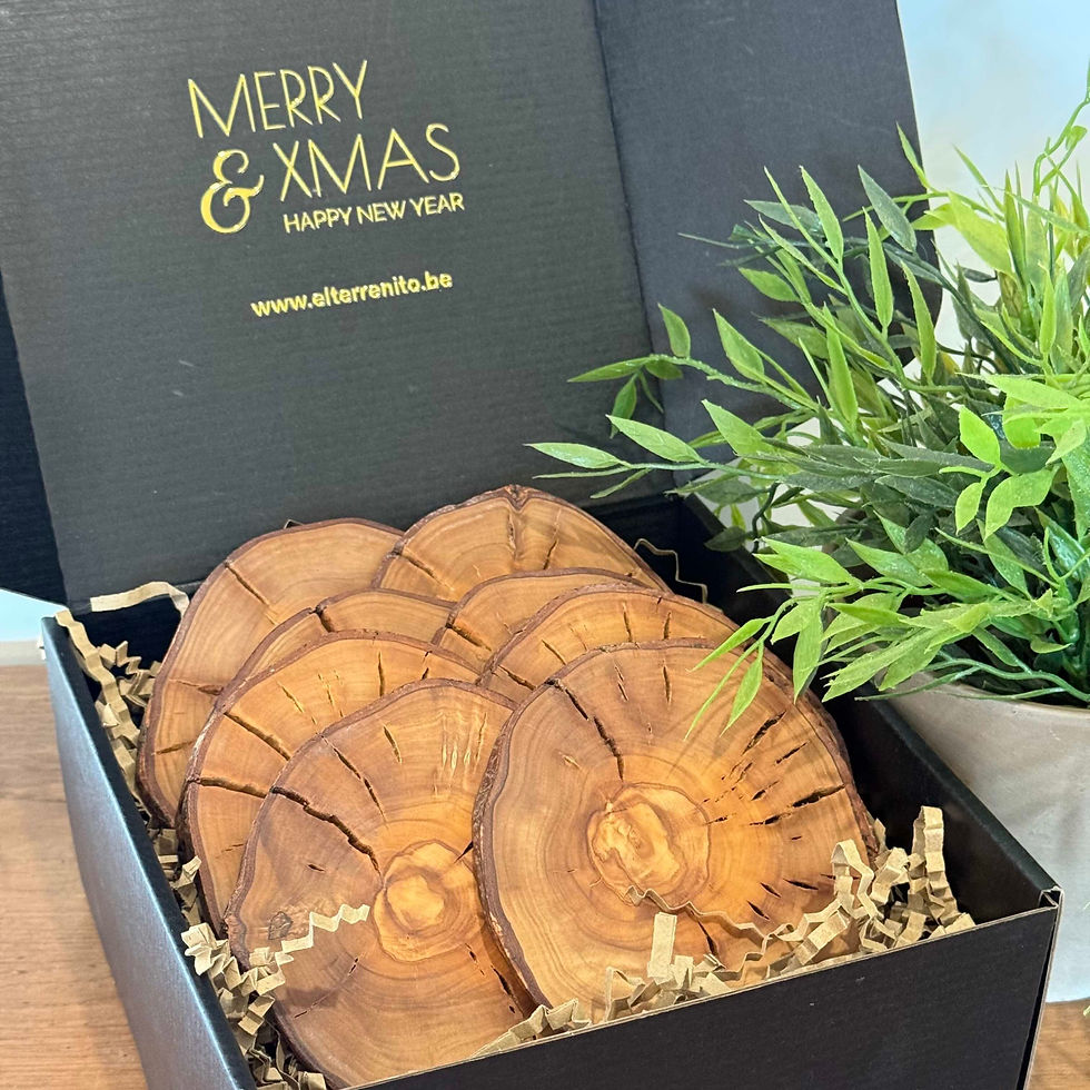 Miniature : Coffret  8 Sous-verres "Soleil" en bois d'Olivier_ Lot 4