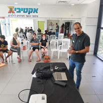 רונן סדנת נוער יבנה 1 120722.jpeg
