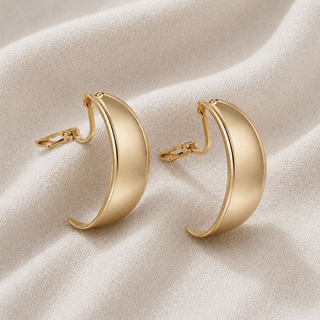 Brinco de Pressão Meia Argola Lua Côncava Banhado a Ouro 18K ou Ródio Branco