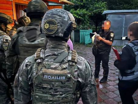 Оптове вручення підозр на Київщині: що би це значило?