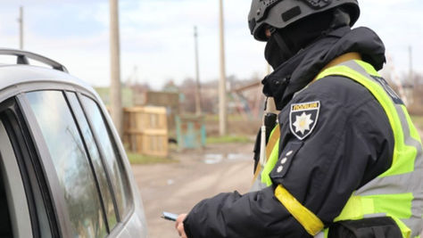 На блокпостах требуют водительское удостоверение? По закону — только если вы нарушаете ПДД! А «Резерв+»? Нет, это не документ.