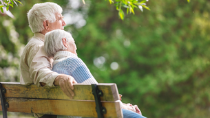5 Ways to Support your Elderly Relatives