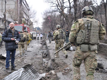 HE TOKI HUNA & HIT AND RUN