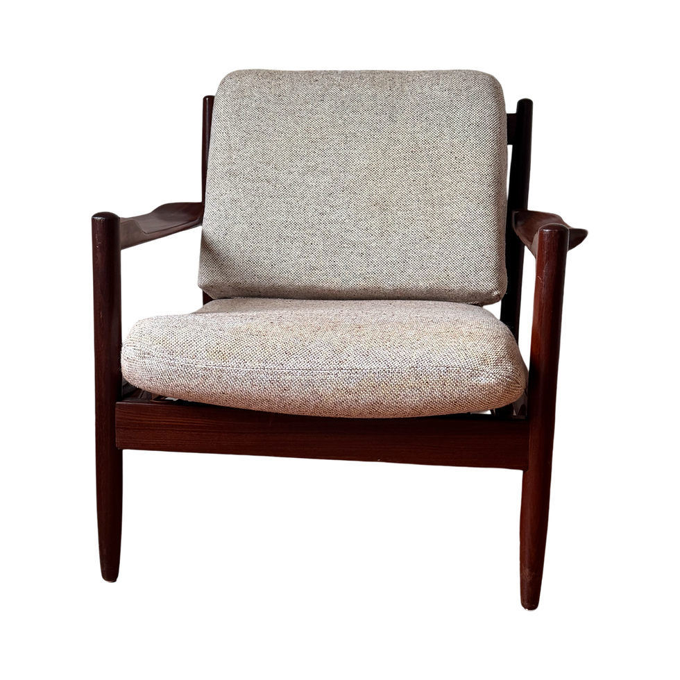 Thumbnail: Set of Danish Easy Chairs and Sofa in Rosewood by Grete Jalk, France&Son 1960s