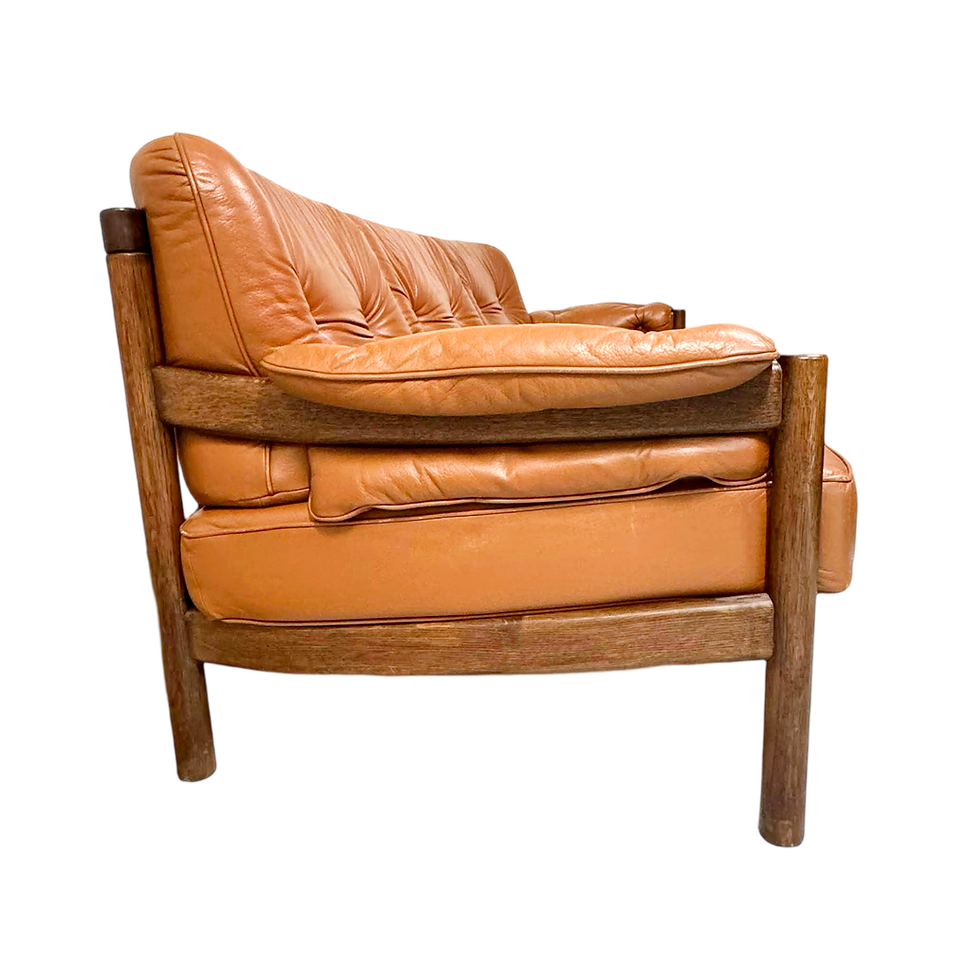 Miniaturbild: Skandinavisches Sofa-, Sessel- und Couchtisch-Set aus Leder, 1960er Jahre